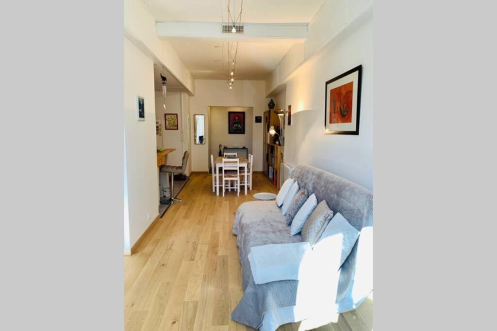 Le Petit Blanc - Vue Sur Le Square Des Lions Apartment Beaune  Exterior photo